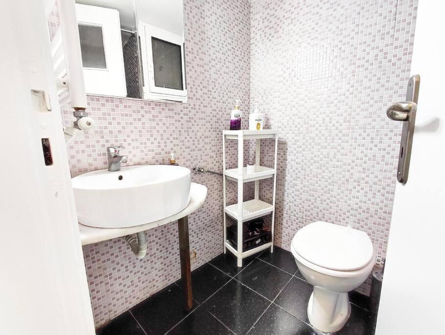 As ✓Two Bedroom Apartment In Thissio Athens Luaran gambar